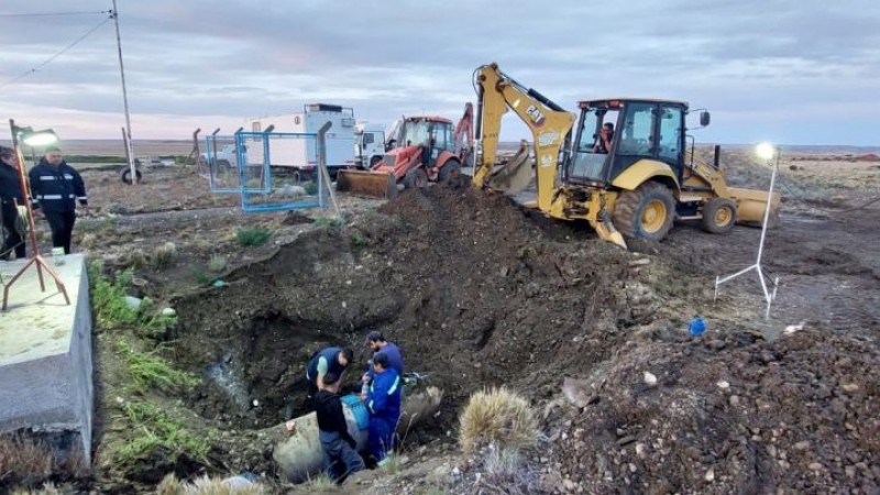 Servicios Pblicos estima que se normalizara el flujo de agua para el da lunes