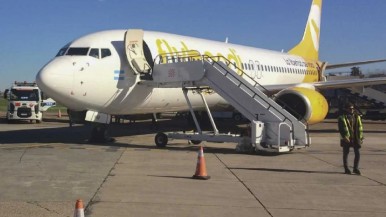 Qué respondió Flybondi sobre el vuelo que debió regresar a Córdoba