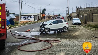 Río Gallegos: robo, allanamientos y fuga con impactante choque 