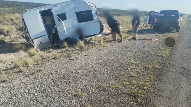 Volc una casilla rodante cuyo dueo viajaba a Ro Gallegos por la Ruta 3 