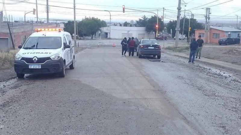 Primeros choques del ao: dos colisionaron en una localidad de Santa Cruz y uno se dio a la fuga 