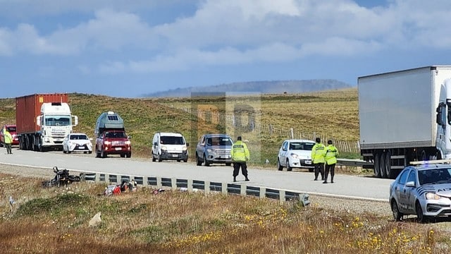 Un viajero en motocicleta fallece tras impactar contra guardarrail en la ruta 3 