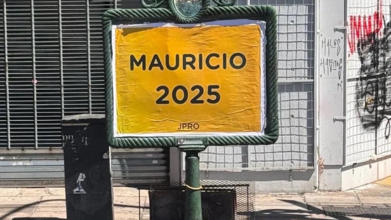 "Mauricio 2025": aparecieron afiches promoviendo la candidatura de Macri para las elecciones legislativas