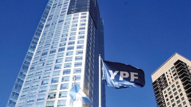 YPF, mientras se retira de la provincia, fue señalada por Álvarez 