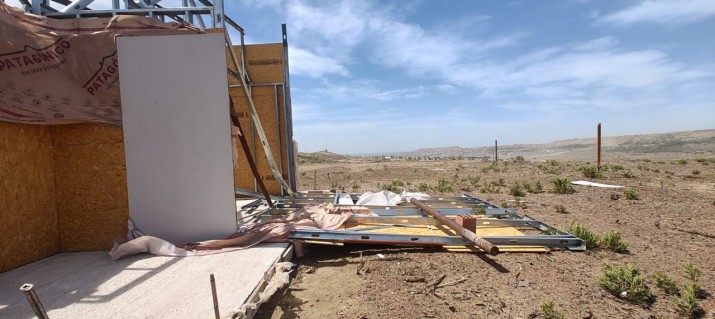 Santa Cruz: los daos por las fuertes rfagas de viento, que podran incrementarse y las lneas de emergencia 