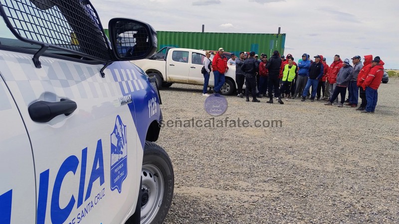 UOCRA inicia un acampe en el acceso a las represas para que se reanuden las obras paralizadas