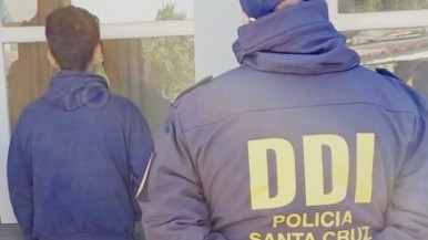 Tenía pedido de captura por abuso sexual en Río Gallegos y lo atraparon porque hizo una consulta en Migraciones  