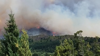 El incendio en Epuyén ya consumió 1.800 hectáreas