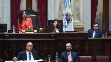 Sesiones extraordinarias: el Gobierno se reúne esta tarde con bloques aliados en el Senado para sumar apoyos