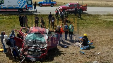 Cuatro mujeres viajaban desde Río Gallegos a Ushuaia y sufrieron un impactante vuelco en la ruta 